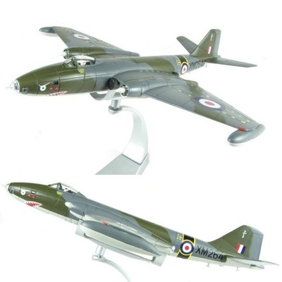Ultra Rare Corgi AA34708 1/72 E.E. Canberra B(I)8 Royal Air Force 1972 Diecast