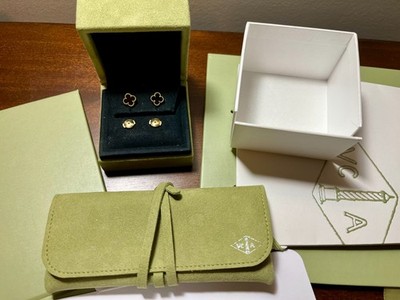 Van Cleef Arpels Onyx Sweet Alhambra 18k Yellow Gold Earrings With Authenticity