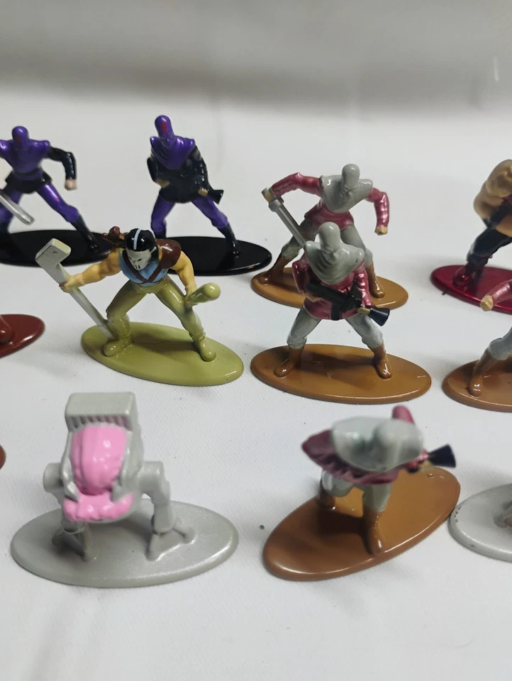 Figuras de metal fundido a presión Jada Toys Marvel Nano Metalfigs - Lote de 15 Foto 3 de 4