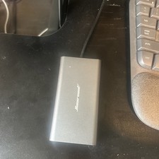 UtechSmart Quadruple Display USB-C Hub Pro Docking Station UCN3270 Dark Gray