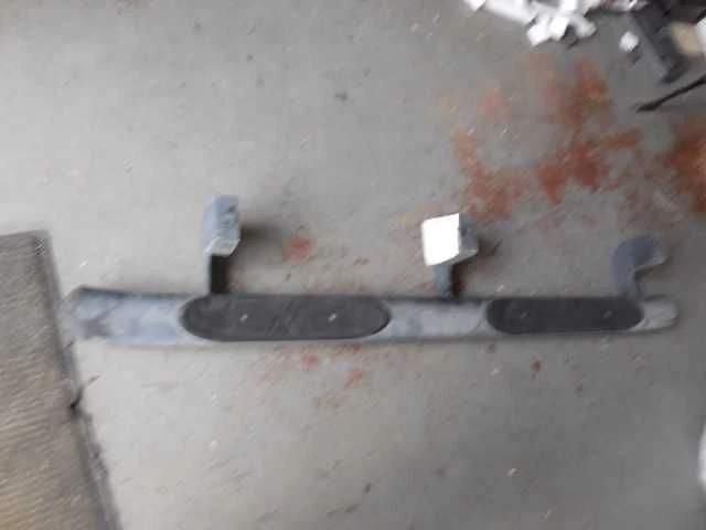 2002 Mitsubishi Montero Sport Running Board Right Side - Imagem 3 de 4