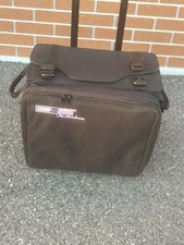 Crop In Style Rolling Tote D474598 With 4 Draw System Defective Handle Free Ship