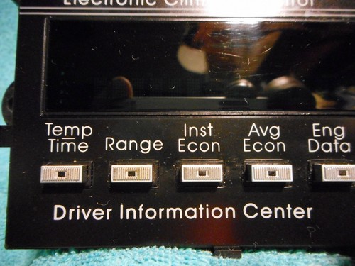 SHIPS SAME DAY! GM 25086936 Driver Information Center & Climate Control Module - Picture 5 of 11