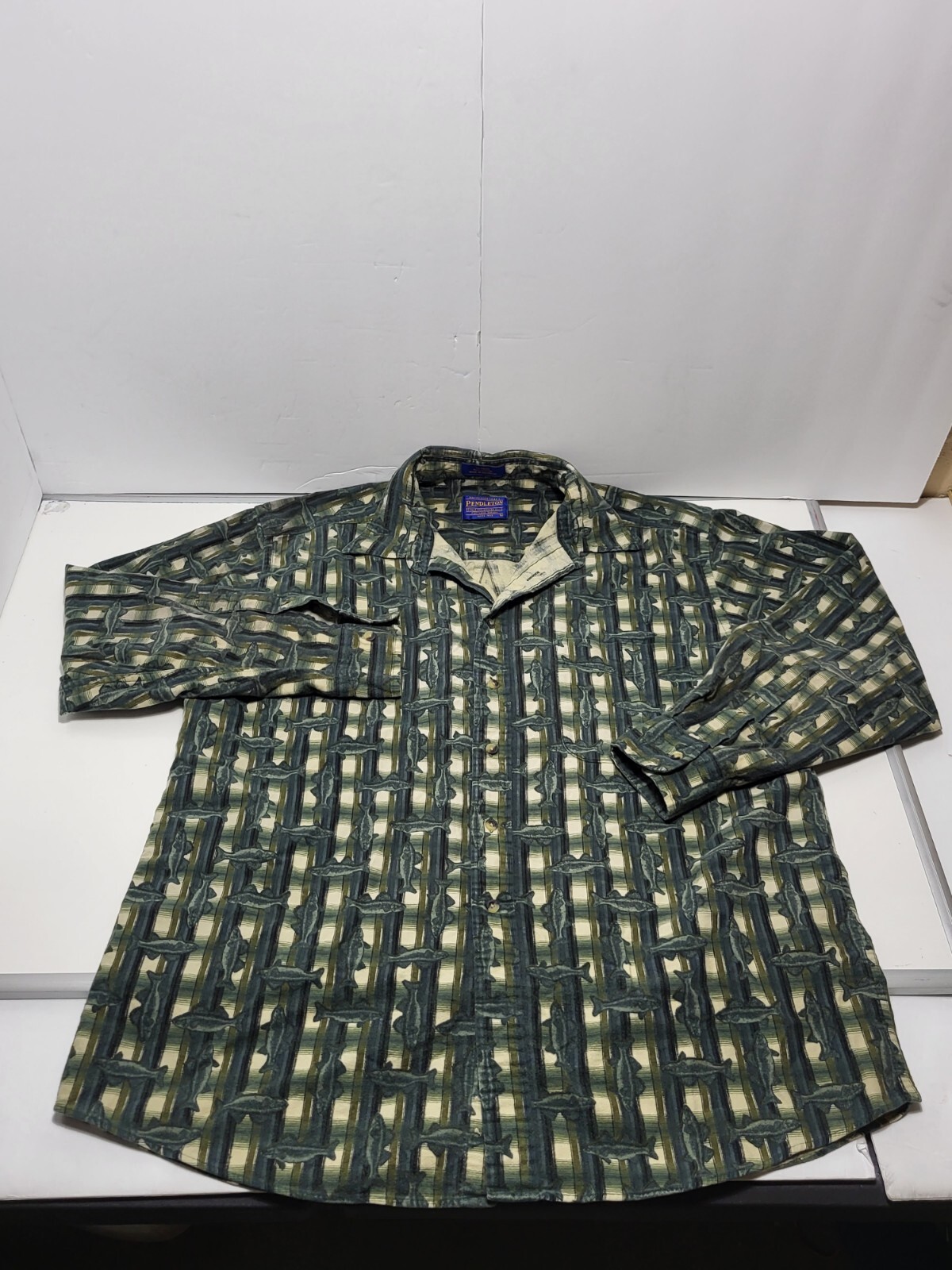 Pendleton Long Sleeve Button Down Cotton Fish Pat… - image 1