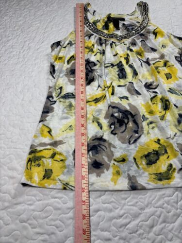 INC International Concepts gelbe ärmellose Bluse mit Blumenmuster und Nieten Größe Large - Bild 2 von 4