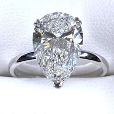 Anello di Fidanzamento Proposta Moissanite Taglio Pera 2,99 TCW Placcato Oro Bianco 14K