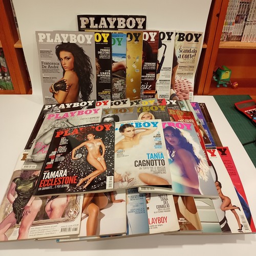 LOTTO 33 PEZZI PLAYBOY ITALIA RIVISTA PER ADULTI VARI NUMERI COME DA FOTO - Foto 2 di 2