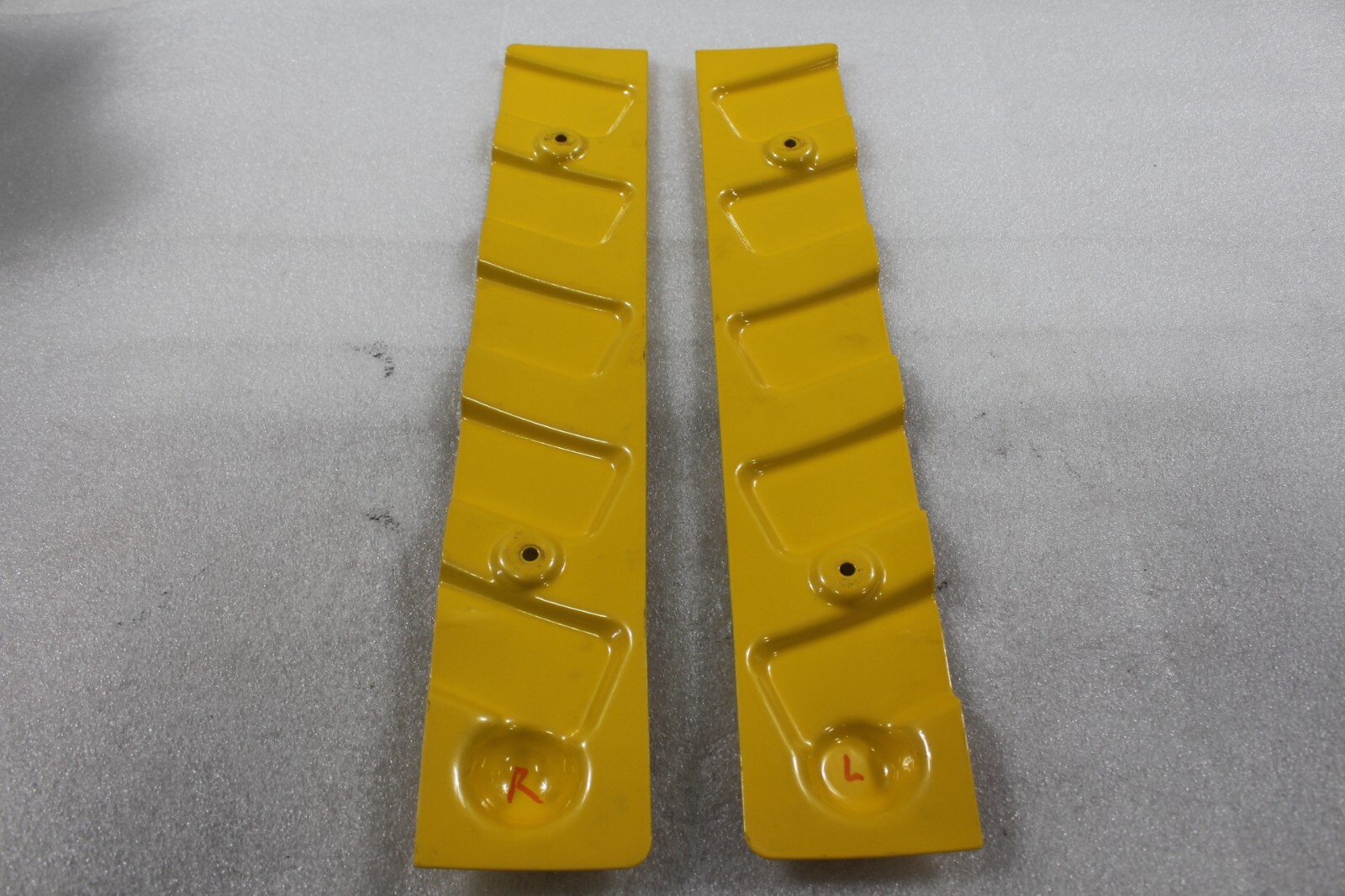 Lamborghini Gallardo Coupe, Spyder, LH/RH, Coil Cover Set, Used, P/N 07L103908A