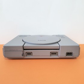 SONY PLAYSTATION 1 FAT PS1 PAL CONSOLE + CONTROLLER AND CABLES TESTED EXCELLENT