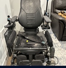 Permobil M300 Electric Wheelchair w/ Power Seat Elevate, Tilt, with charger