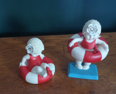 DEPT 56 Snow Babies - Strandbabys Paket x 2