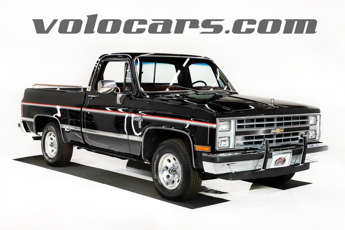 1985 Chevrolet C10 for sale in Round Lake Illinois