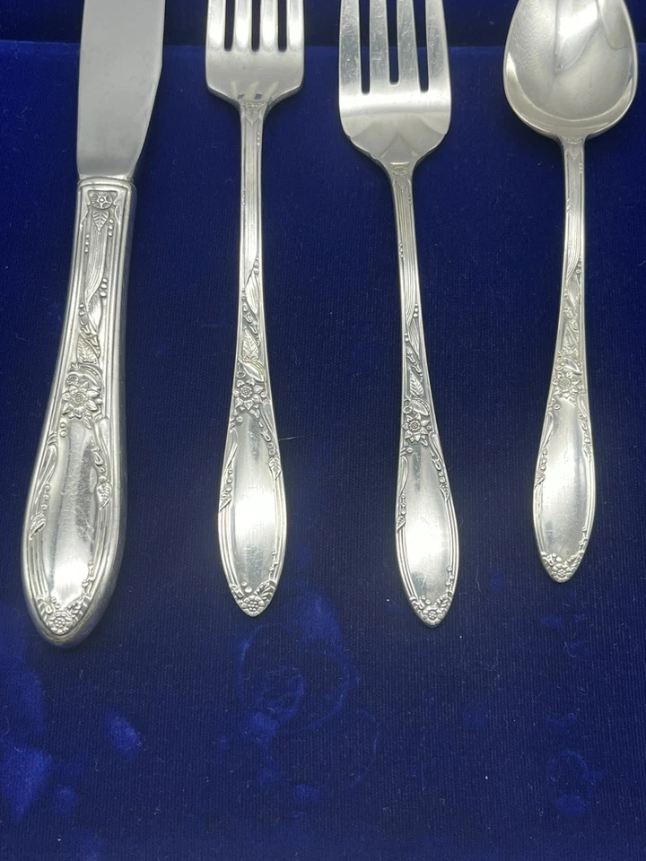 Vintage Oneida Virginian Sterling Silver 4 piece Place Setting 1942 No Mono - Image 2 of 4