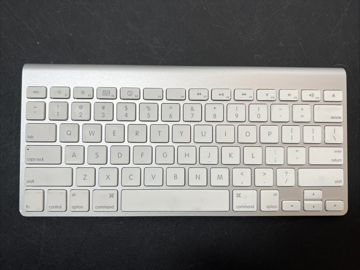 Genuine Apple Wireless Bluetooth Keyboard A1314 Mac Aluminium for