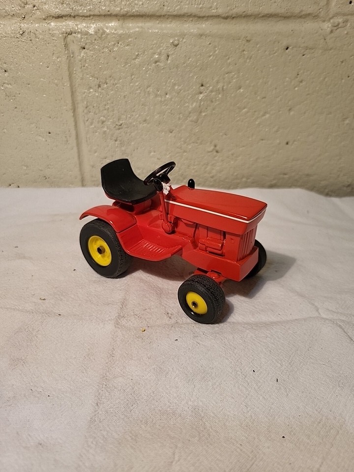 Vintage Ertl Diecast 1/16 Custom Restored John Deere 140 Lawn Tractor