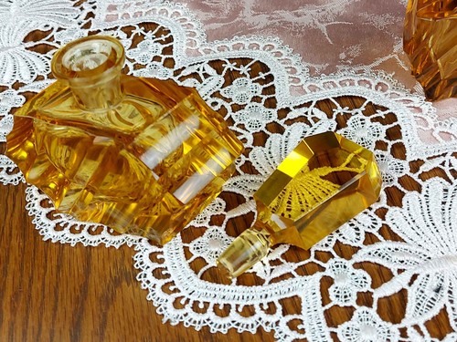 Toilettentischgarnitur Waschtischgarnitur 4 tlg. Kristallglas bernsteinfarbe - Bild 7 von 13