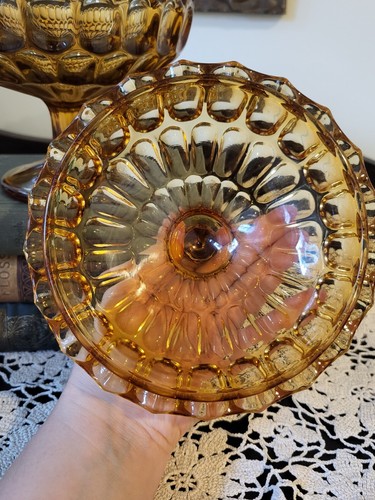 Vintage Beautiful Amber Glass Lidded Compote. Mint condition. Thumbprint style. - Picture 5 of 11