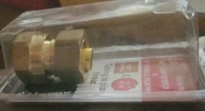 NEW LDR 5/8 COMPRESSION X 1/2 FEM IRON PIPE THREADS  ADAPTER #08 66-10-8 