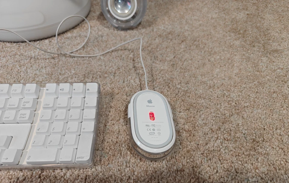 Apple iMac G4 Desktop - 15" Screen, 1.0 Ghz, 512 GB RAM, 80 GB HDD - Tested! - Image 4 of 4