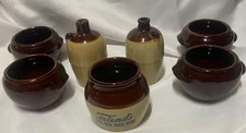 Vintage Brownware Pottery Lot: 6 Bean Pot, 2 Syrup Jug Brown collection VTG