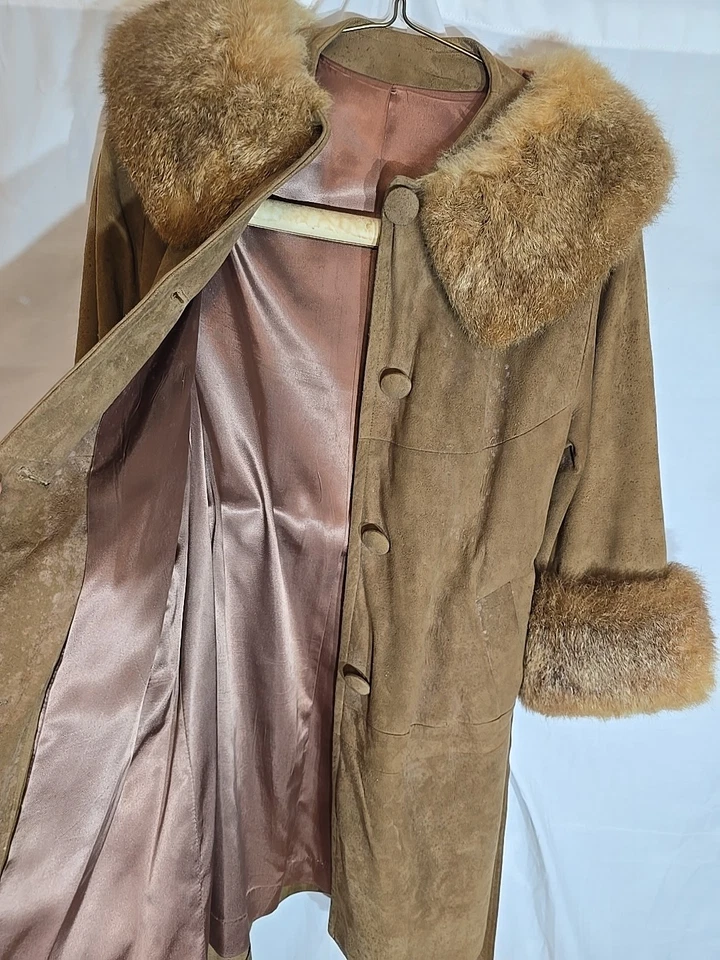 Gabardina cálida de gamuza marrón con cinturón de piel sintética talla 12 de 1970 para mujer Foto 3 de 4