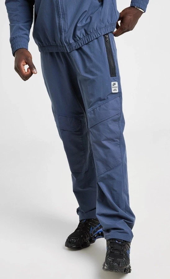 Nike Air Max Woven Cargo Pants - Blue - Size Small. IF0020-402