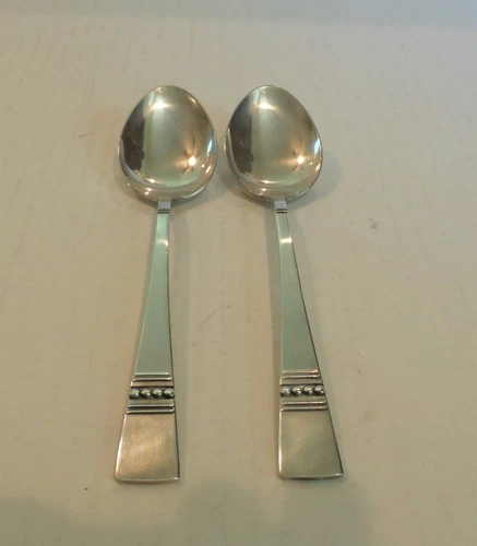 NICE PAIR REED & BARTON STERLING PLACE SPOONS "DIADEM" PATTERN c. 1967 RETIRED
