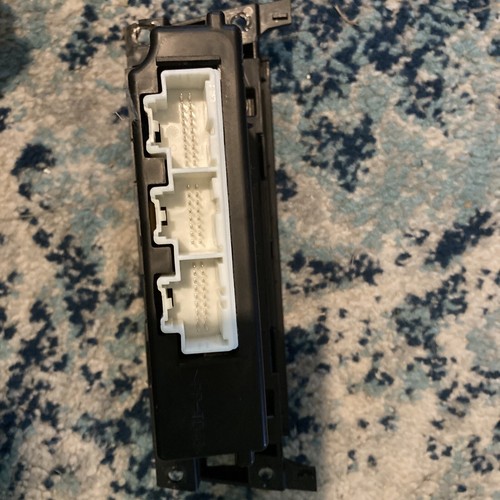 2007 CADILLAC SRX 4 A/C HEAT CLIMATE CONTROL UNIT - Picture 3 of 3