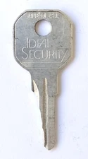 Vintage Key IDEAL SECURITY St Paul Minn Appx 1-3/4" Replacement Locks *Read*
