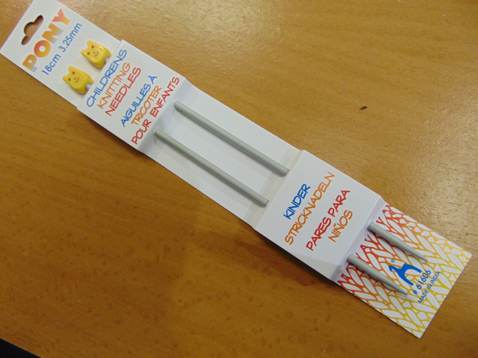 Pony Children's Metal Knitting Pins/ Knitting Needles 18cm long - 3.25mm