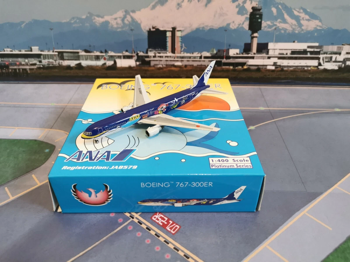 Phoenix ANA B767-300 JA8579 1:400