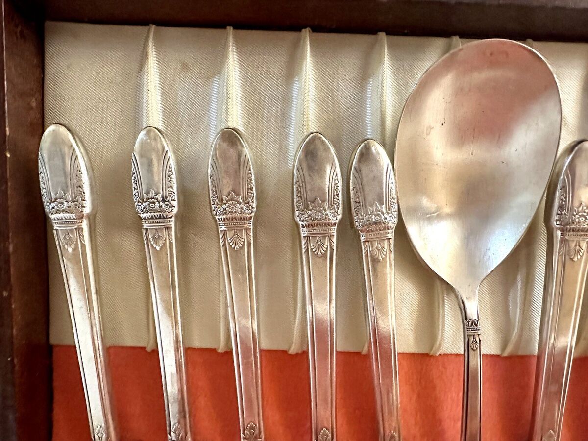 VTG 1937 Roger Bros Intn'l Silver First Love 54 pc Set VTG 1937 Roger Bros Intn'l Silver First Love 54 pc Set