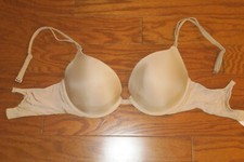 32D    VICTORIA'S SECRET SEAMLESS    VINTAGE    BRA PUSH UP    BEIGE WIRE SATIN