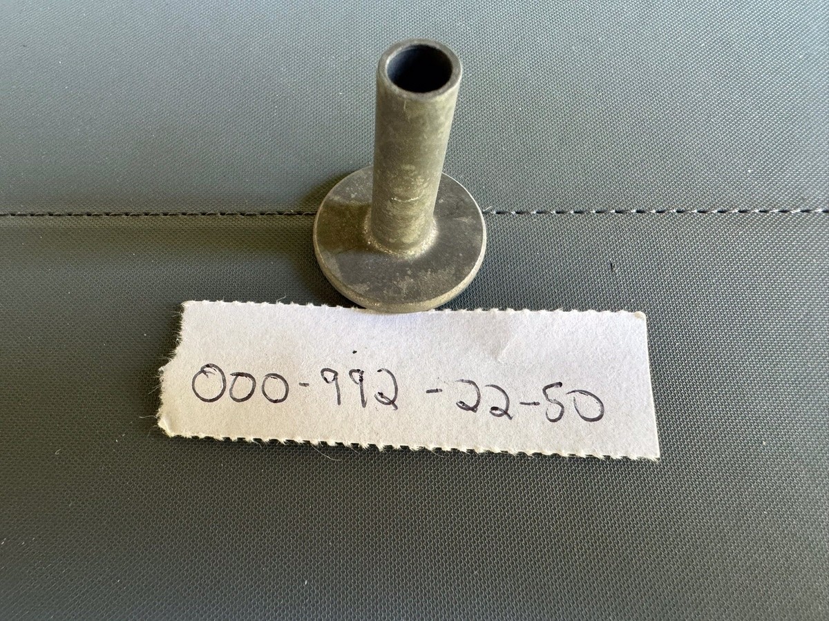 Mercedes-Benz A0009922250 Air Suspension Compressor Spacer