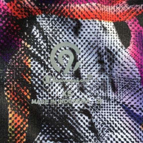 C9 High-waisted 3/4 Leggings, Women's XS (Pink/Purple/Black Pattern) - Picture 8 of 8