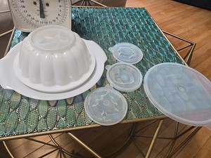 Vtg Tupperware Jel-N-Serve Jello Mold 7 piece set