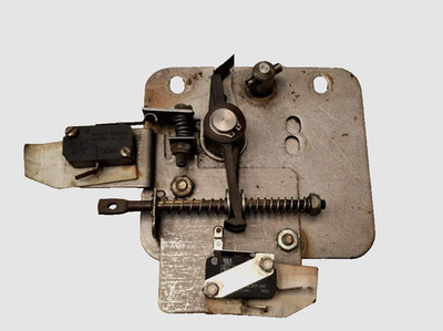 Dexter Washer Door Lock Assembly. P/N: 9885-024-001, 9885-023-001