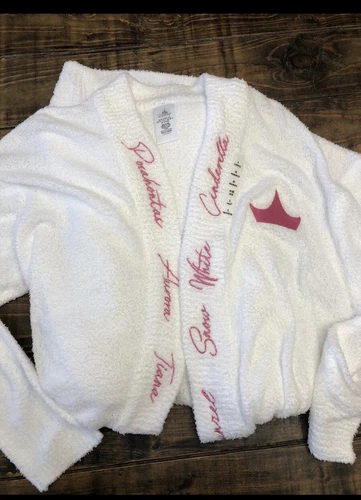 Disney Women’s Princess Bath Robe Size: Large