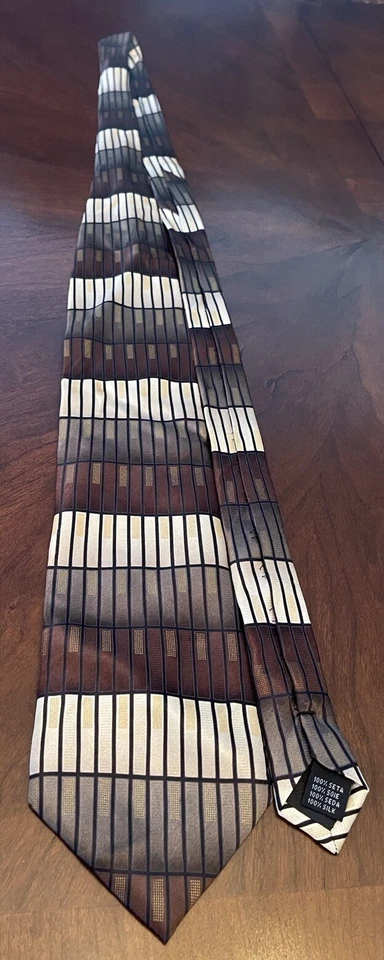 Corbata de cuello Bergamo New York 100 % seda para hombre hecha en China Foto 3 de 4