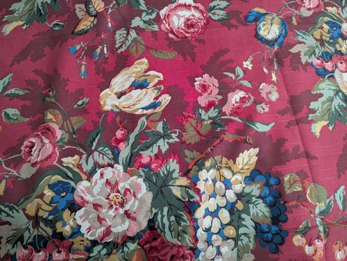 4 yds P Kaufmann Queensland Crimson Scarlet Red Bouquet Floral 54"w Cotton - Picture 2 of 6