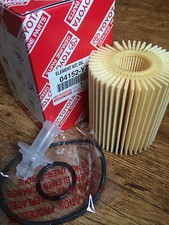 NUOVO ORIGINALE TOYOTA YARIS 1.33 DUAL VVTI 2009-2014 FILTRO OLIO MOTORE ORIGINALE