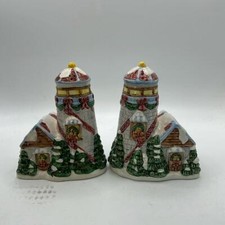 Vintage YH 1996 Salt And Pepper Shakers Lighthouse Christmas Holiday Winter
