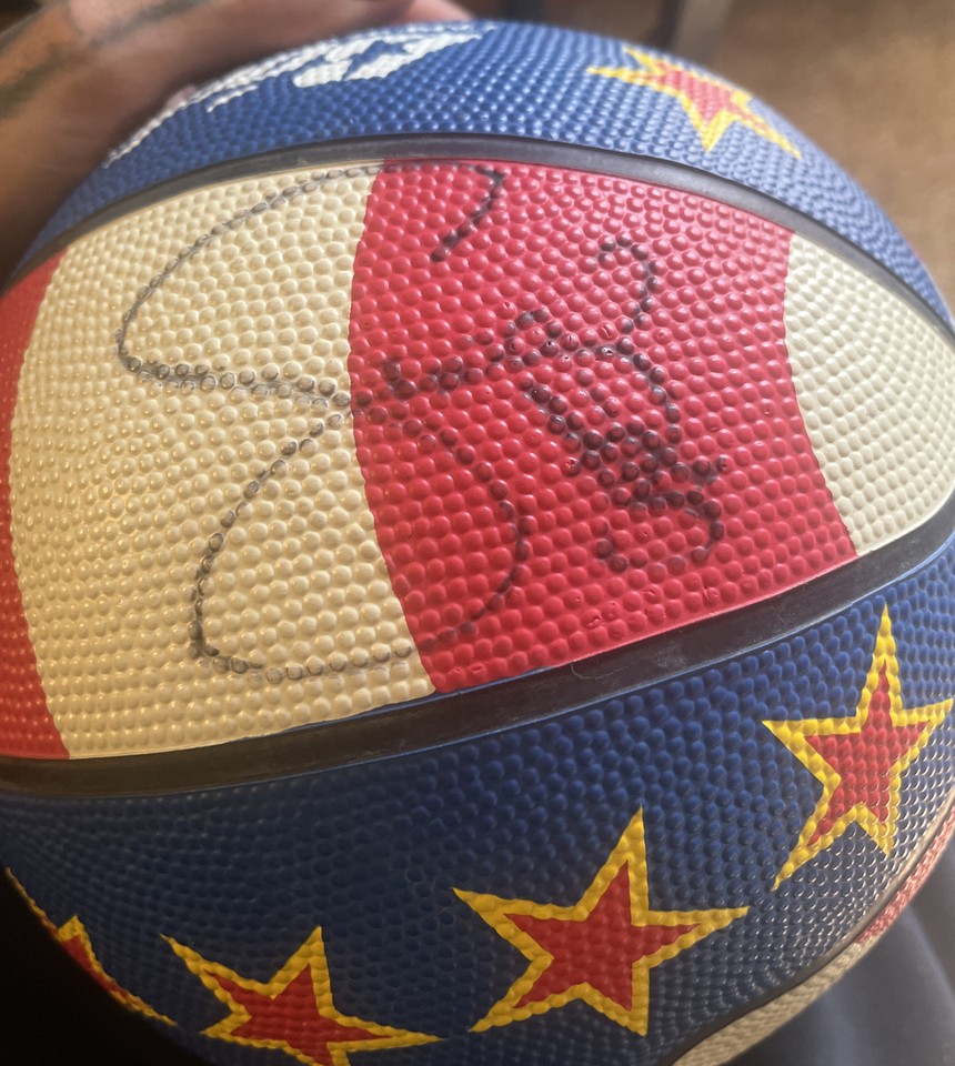 Signed Harlem Globetrotters Basketball With Signatures VTG 1994