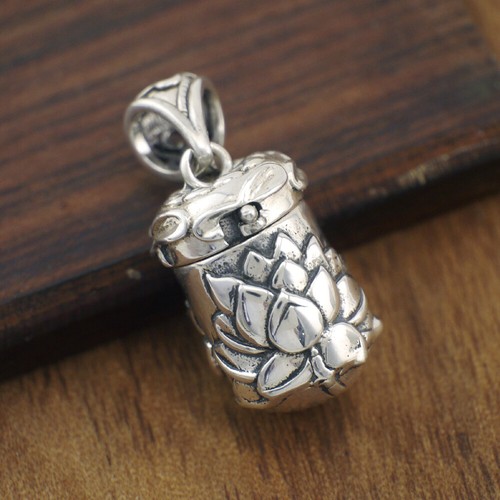 Medallón de plata esterlina 925 con dije de loto colgante caja de oración yoga Namaste Zen A2350 - Imagen 1 de 8