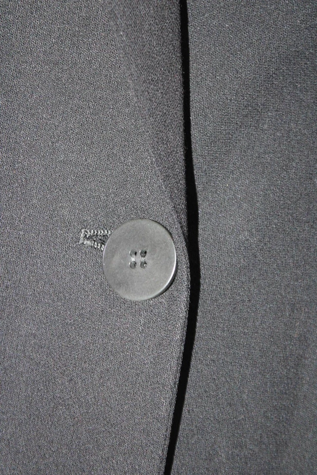 Traje Falda Giorgio Armani Para Mujer Mangas Largas Forrada Dos Piezas Negro Talla 10 Foto 4 de 4