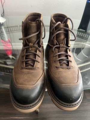 UGG Waterproof Lace Up Leather Men display picture 2
