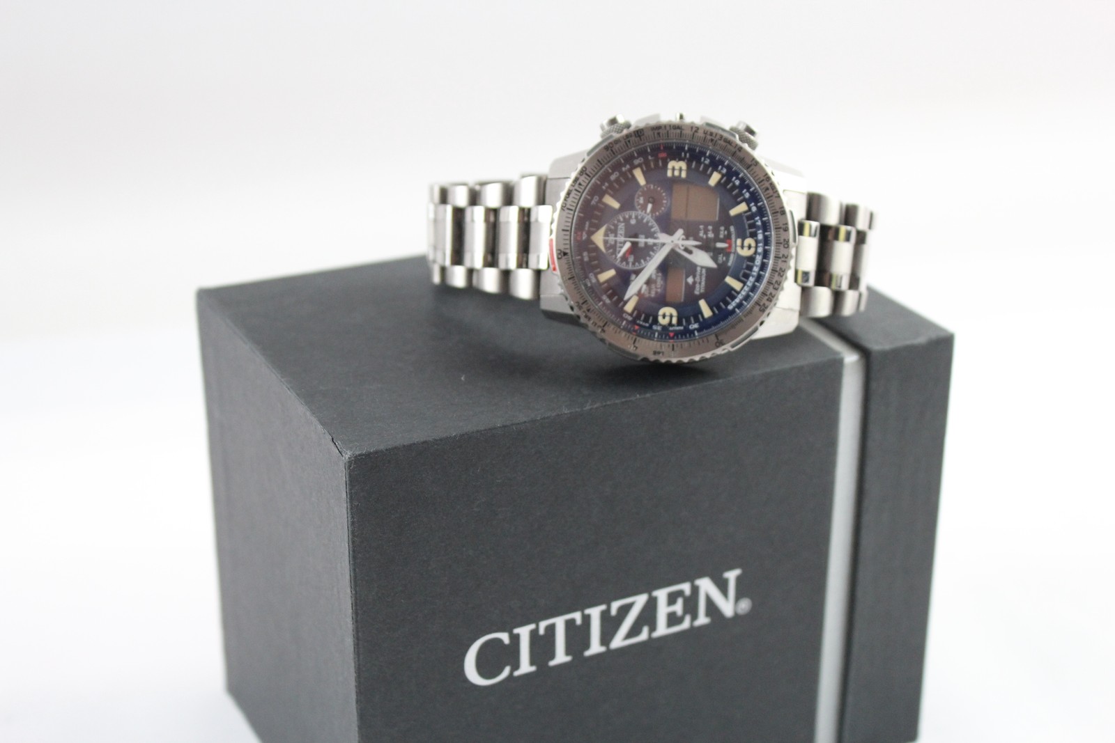 Controlled Titanium Eco-Drive Radio Watch Quartz SPARES/REPAIRS Citizen - vintagewatches.pk