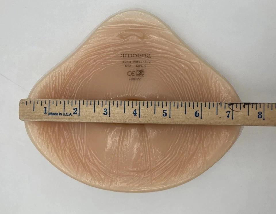Amoena Breast Form Tresia Personally 643 tamanho 9 com estojo de armazenamento com zíper - Imagem 4 de 4