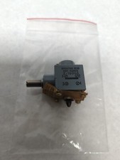 ALLEN-BRADLEY,Z-16066,OPERATING HEAD MISSING BOX NOS