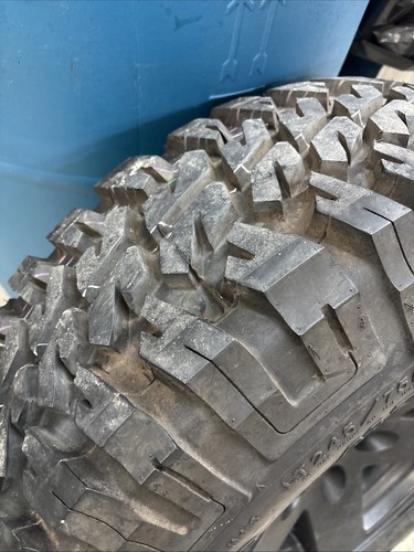 03-06 JEEP WRANGLER TJ 16x8 ALUMINUM WHEEL w/ LT245/75R16 GOODYEAR WRANGLER MT/R - Picture 2 of 10